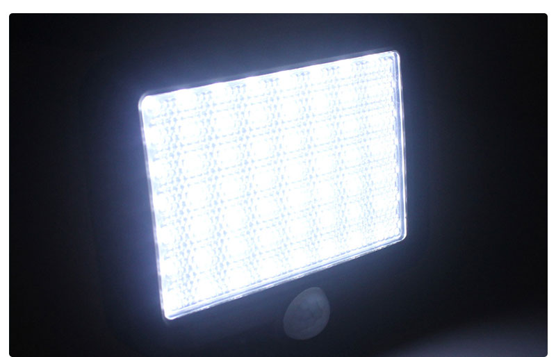 Outdoor Solar LED Lamp with PIR Motion Sensor